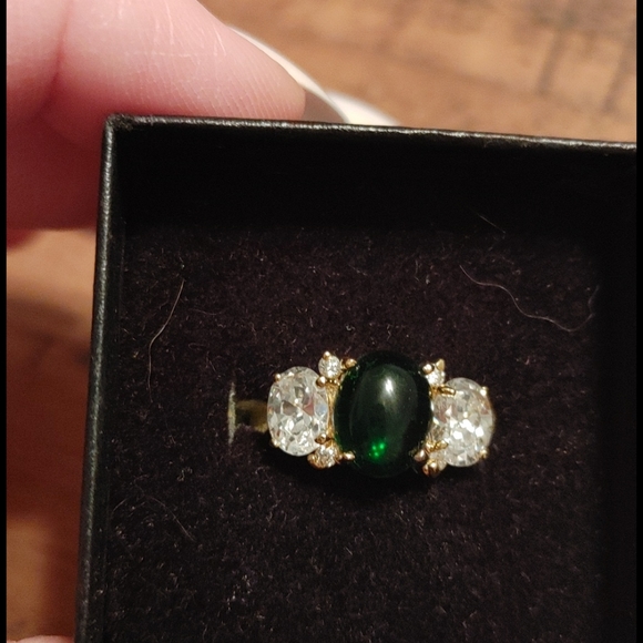 Ring with green stone size 6 - Picture 4 of 4